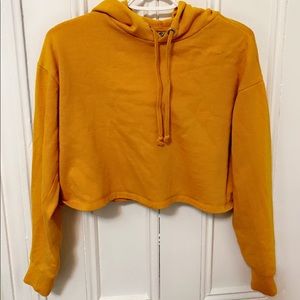 2/18$ Cropped mustard sweatshirt